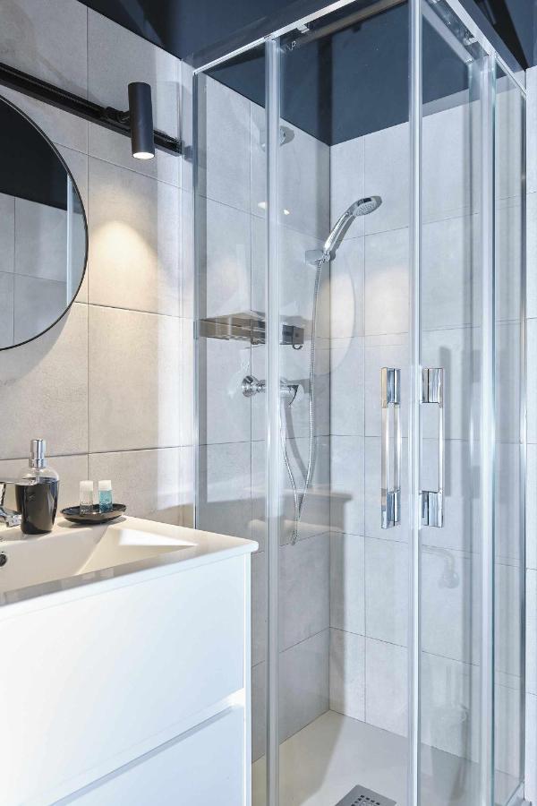 Fino Modern & Luxury Apartment Севиля Екстериор снимка